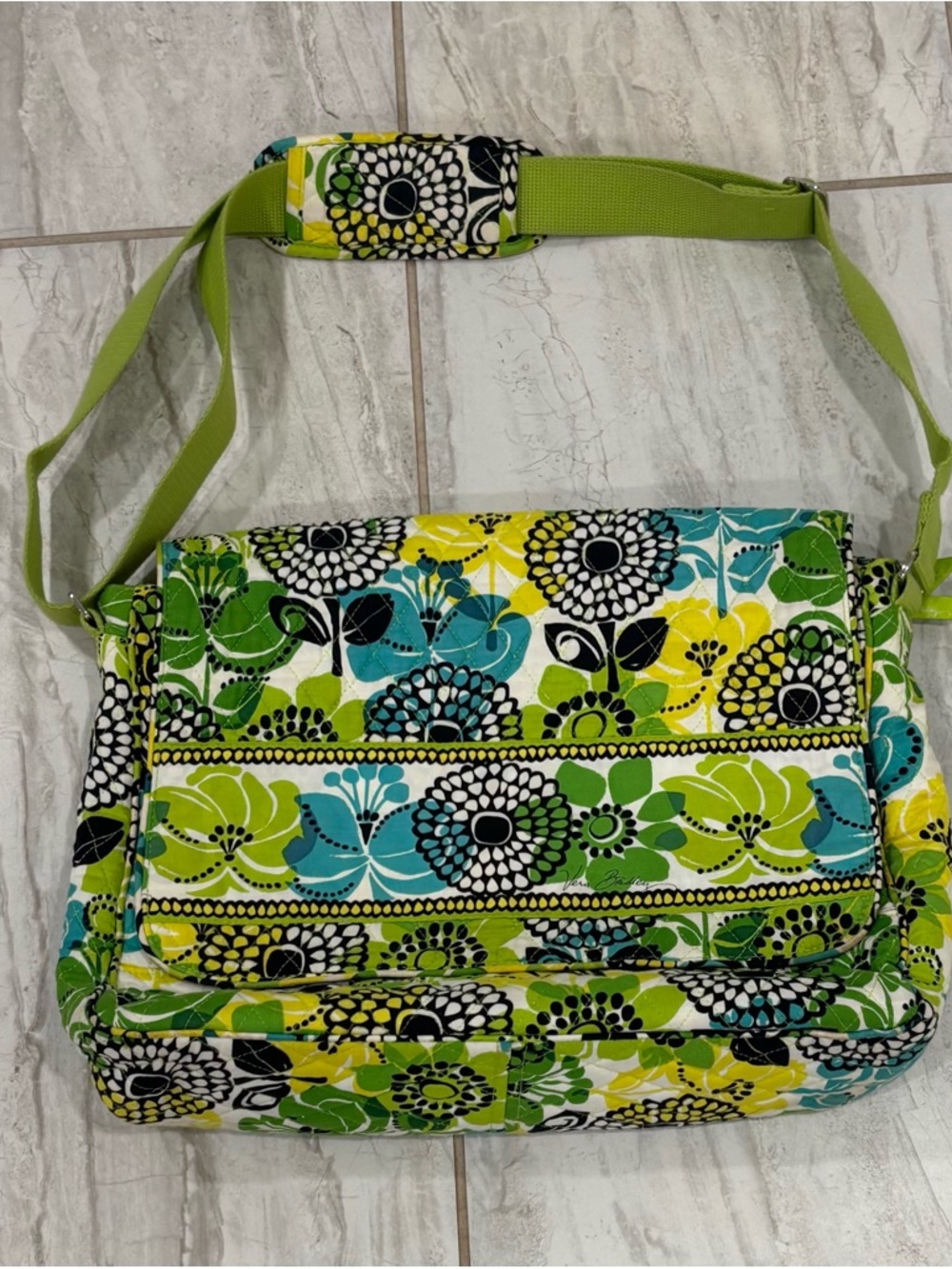 Vera Bradley Messenger LIME'S UP Lime Green Blue Yellow White
